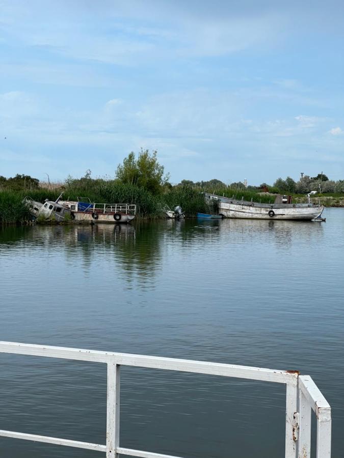 Vila Alga Hotel Sulina Luaran gambar